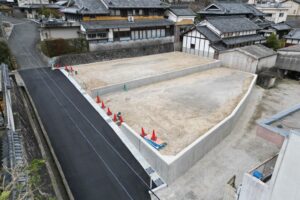 京田辺山垣外宅地ガレージ工事完了｜京都・大阪・滋賀の土木工事